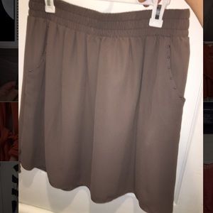 Taupe Mossimo skirt with studded pockets